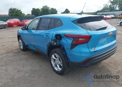 2025 Chevrolet Trax Fwd Ls z USA, uszkodzony, nr VIN KL77LFEP3SC165991